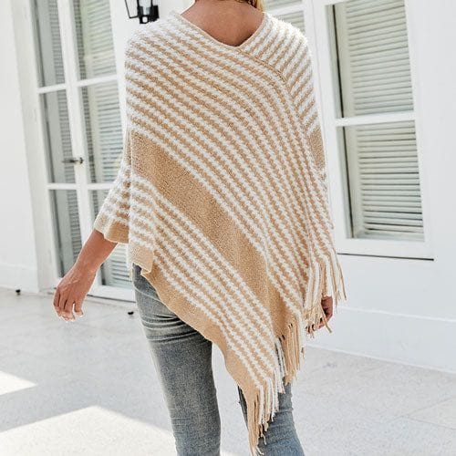 Neulottu talviponcho