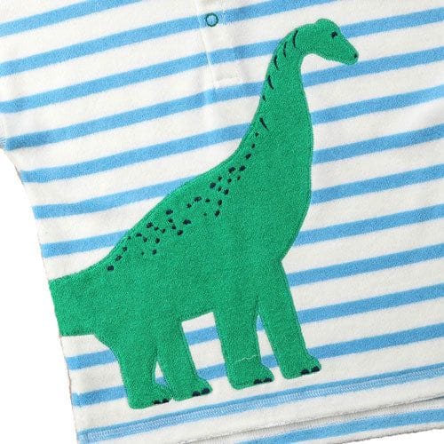 Vauvan kylpyponcho raidoilla