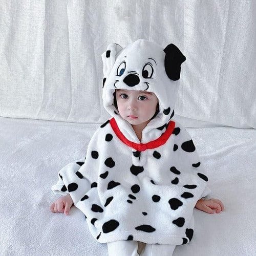 Viihtyisä vauvaponcho, jossa dalmatialainen kuvio
