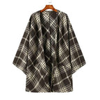 Hienosti ruudullinen miesten poncho