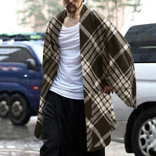 Hienosti ruudullinen miesten poncho