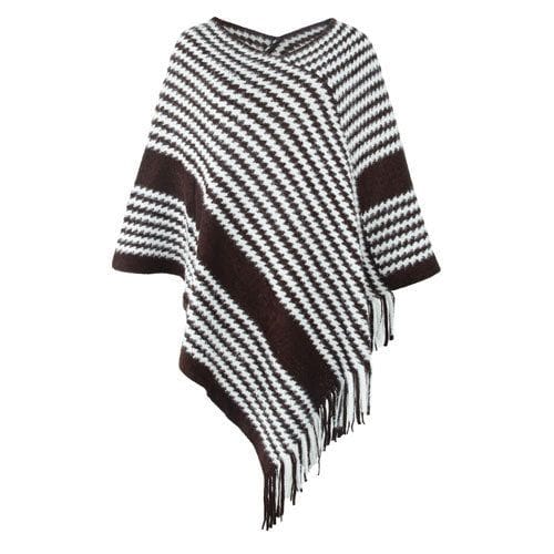 Neulottu talviponcho