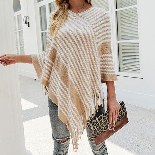 Neulottu talviponcho