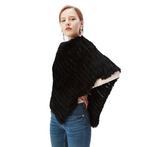 Raidallinen turkisnaisten poncho