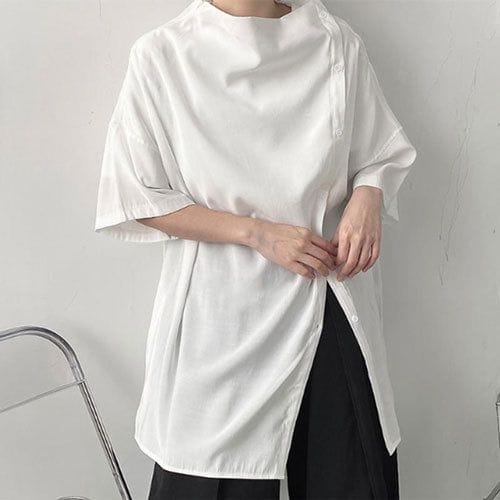 Pitkä, hieno miesten poncho