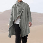 Meri-aiheinen miesten poncho hienoilla raidoilla