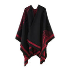 Naisten ruudullinen talviponcho