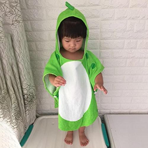 Vauvan kylpyponcho dinosauruskuviolla