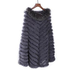 Lyhyt naisten poncho turkisella