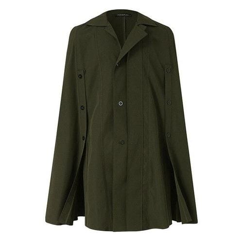 Pitkä miesten poncho napeilla