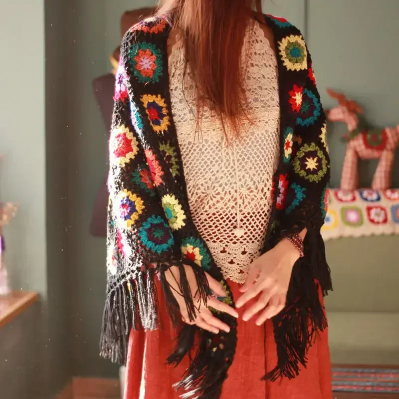 Retro virkattu poncho Grandma Squares monivärinen