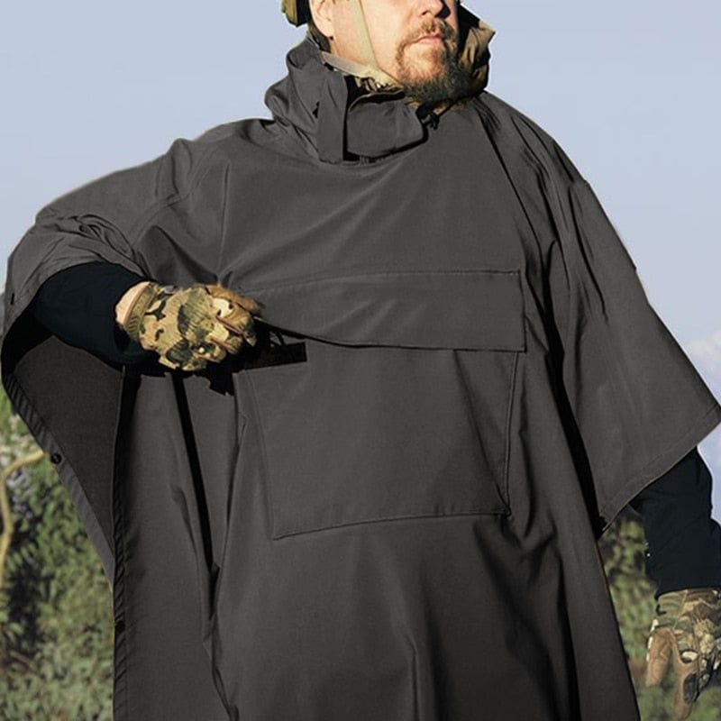 Sateenkaariponcho college-kankaasta