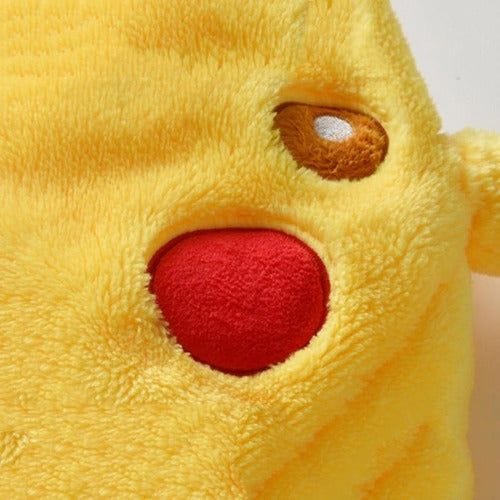 Erittäin lämmin Pikachu-Poncho