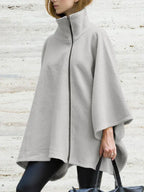 Talvi-fleece-poncho pystypäällyksellä, reilu leikkaus